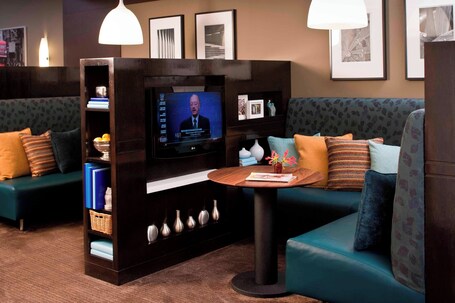 Courtyard by Marriott New York Manhattan Times Square - Image 26