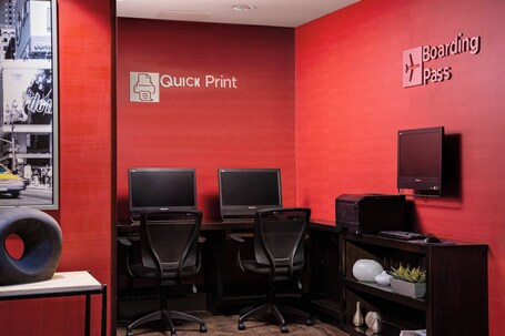 Courtyard by Marriott New York Manhattan Times Square - Image 17