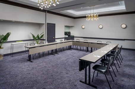 Courtyard by Marriott New York Manhattan Times Square - Image 23
