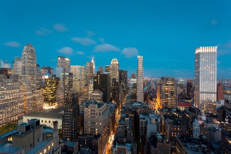 Courtyard by Marriott New York Manhattan Times Square - Image 6