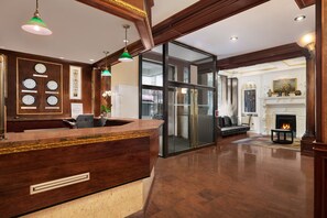 Reception - Night Hotel Broadway (New York)