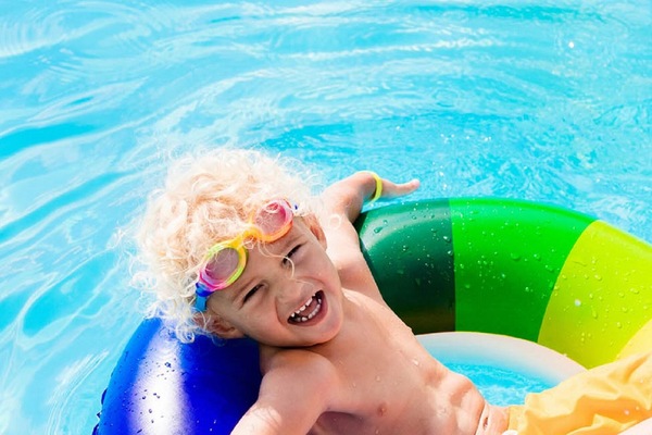 Seasonal outdoor pool