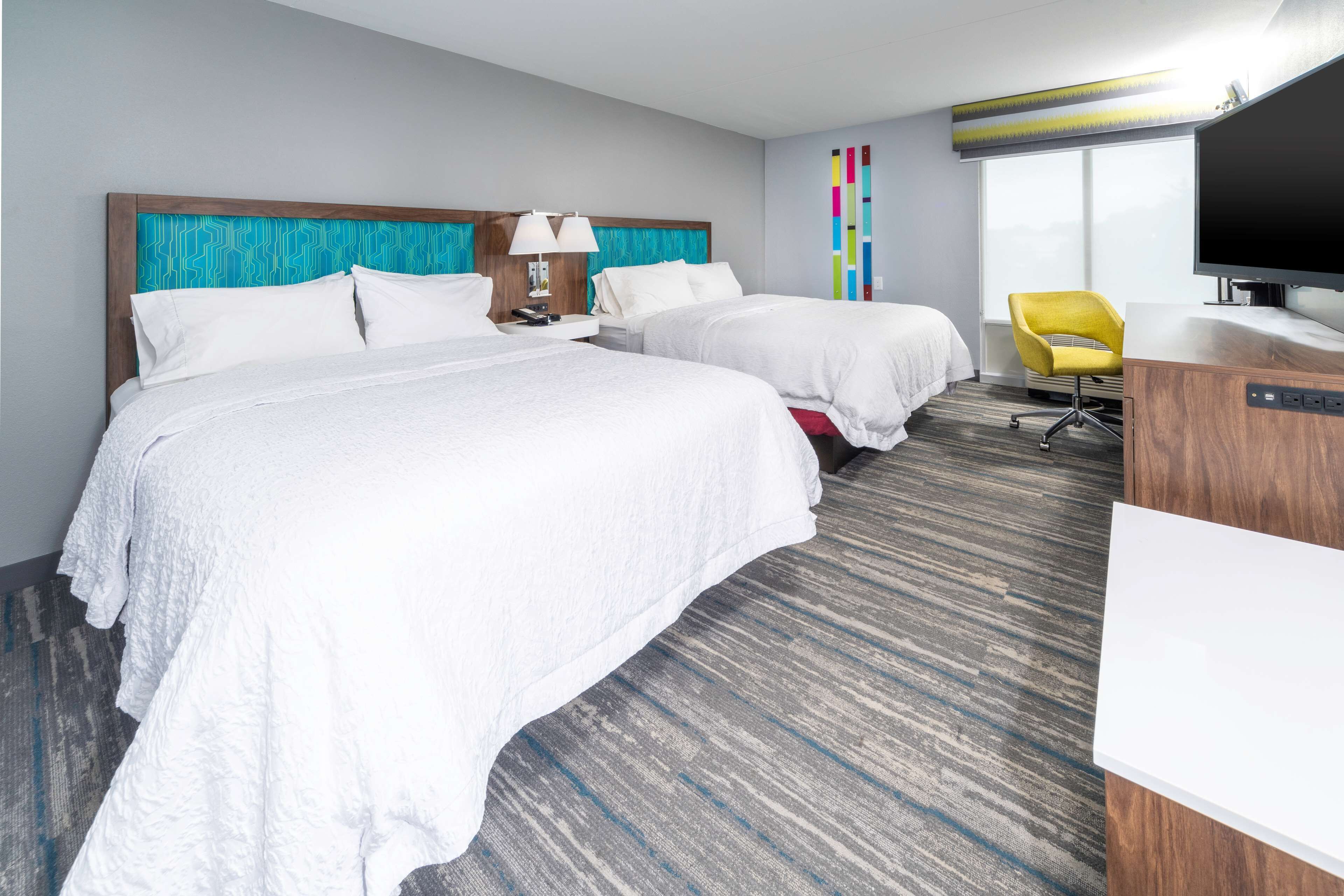 premium bedding, minibar, desk, blackout curtains