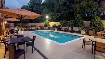 Seasonal outdoor pool