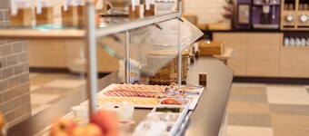 ฮอลิเดย์ อินน์ เอ็กซ์เพรส ลูเซิร์น - นอยเอินเคิร์ช บาย IHG