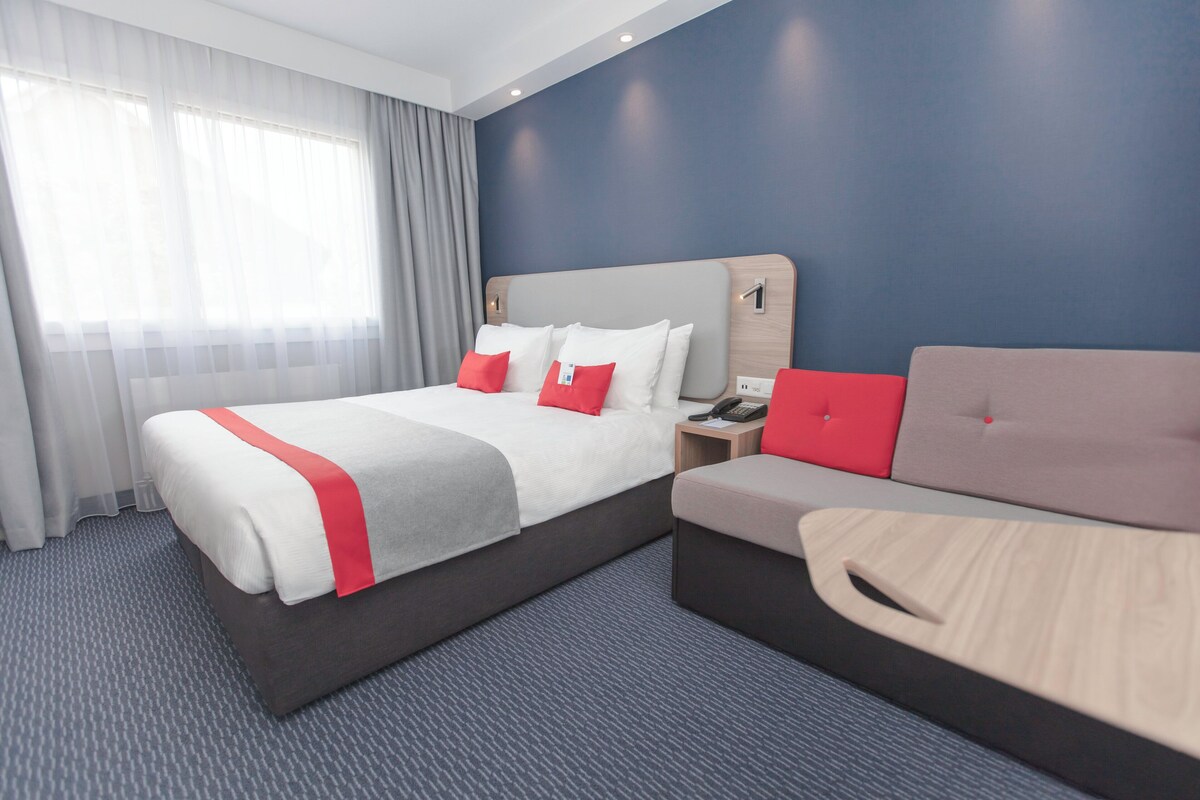 Chambre Standard, 1 grand lit et 1 canapé-lit (Free Breakfast)