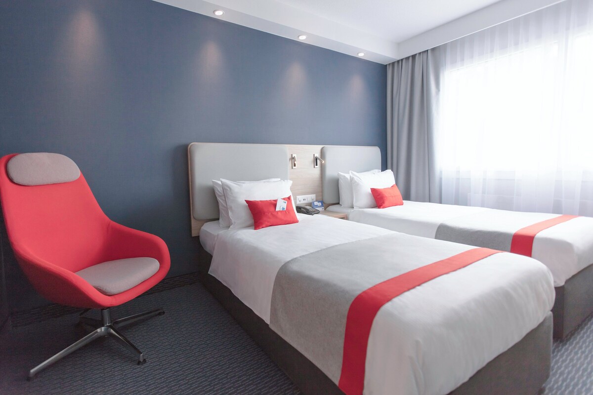Chambre Standard, 2 lits une place (Free Breakfast)