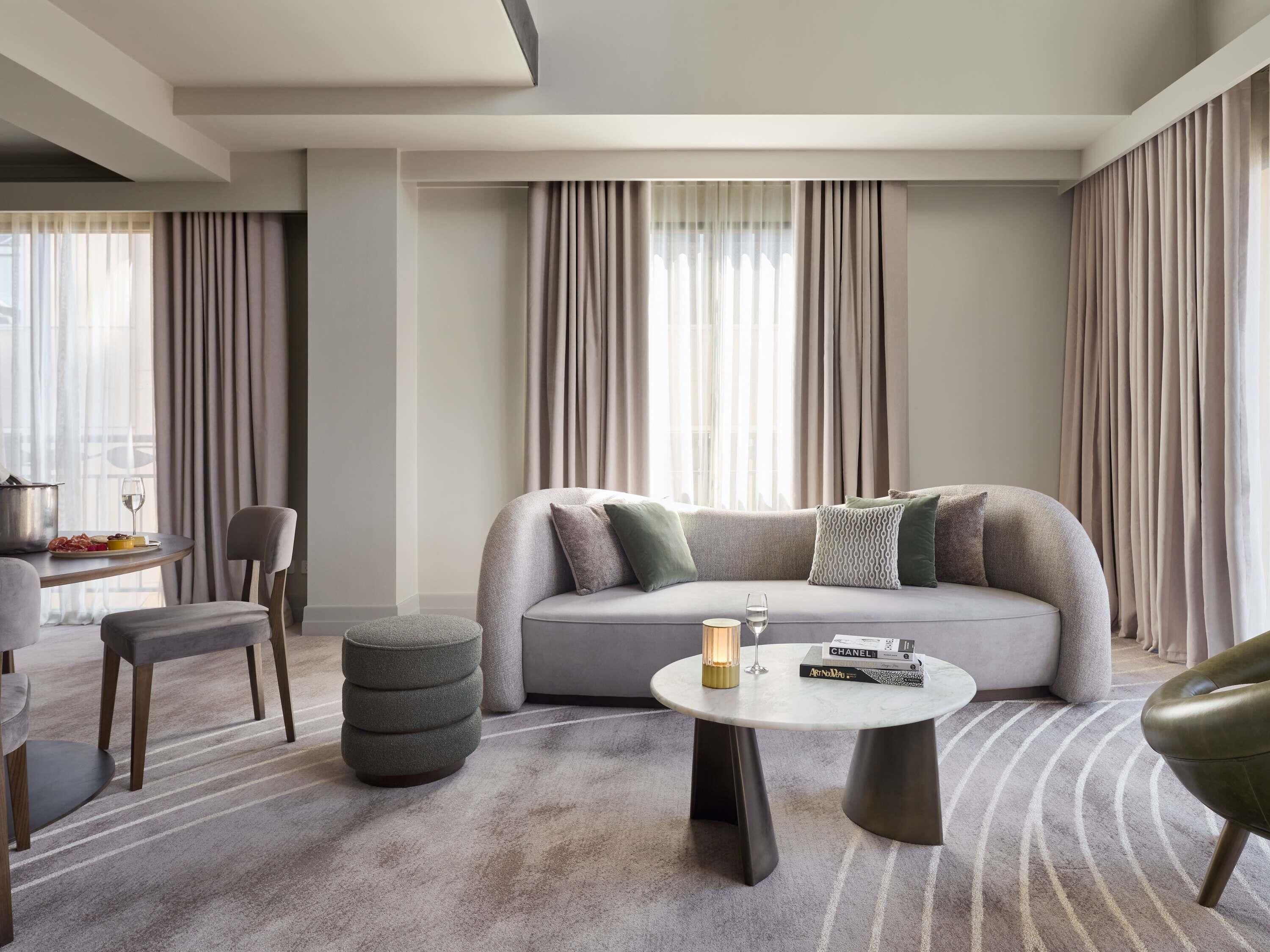 Suite, 1 King Bed, Terrace | Premium bedding, pillowtop beds, minibar, in-room safe