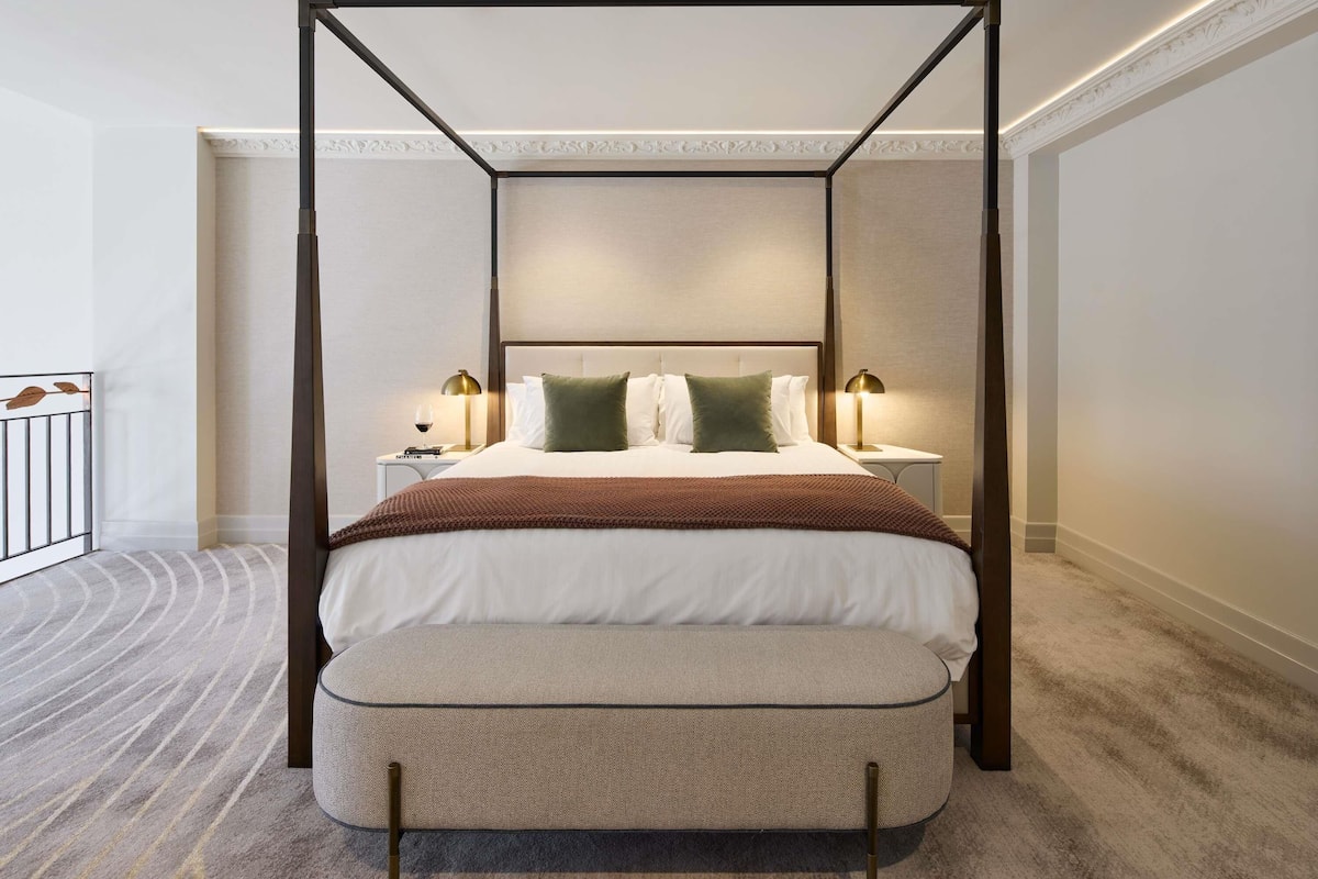 1 bedroom, premium bedding, pillow-top beds, minibar