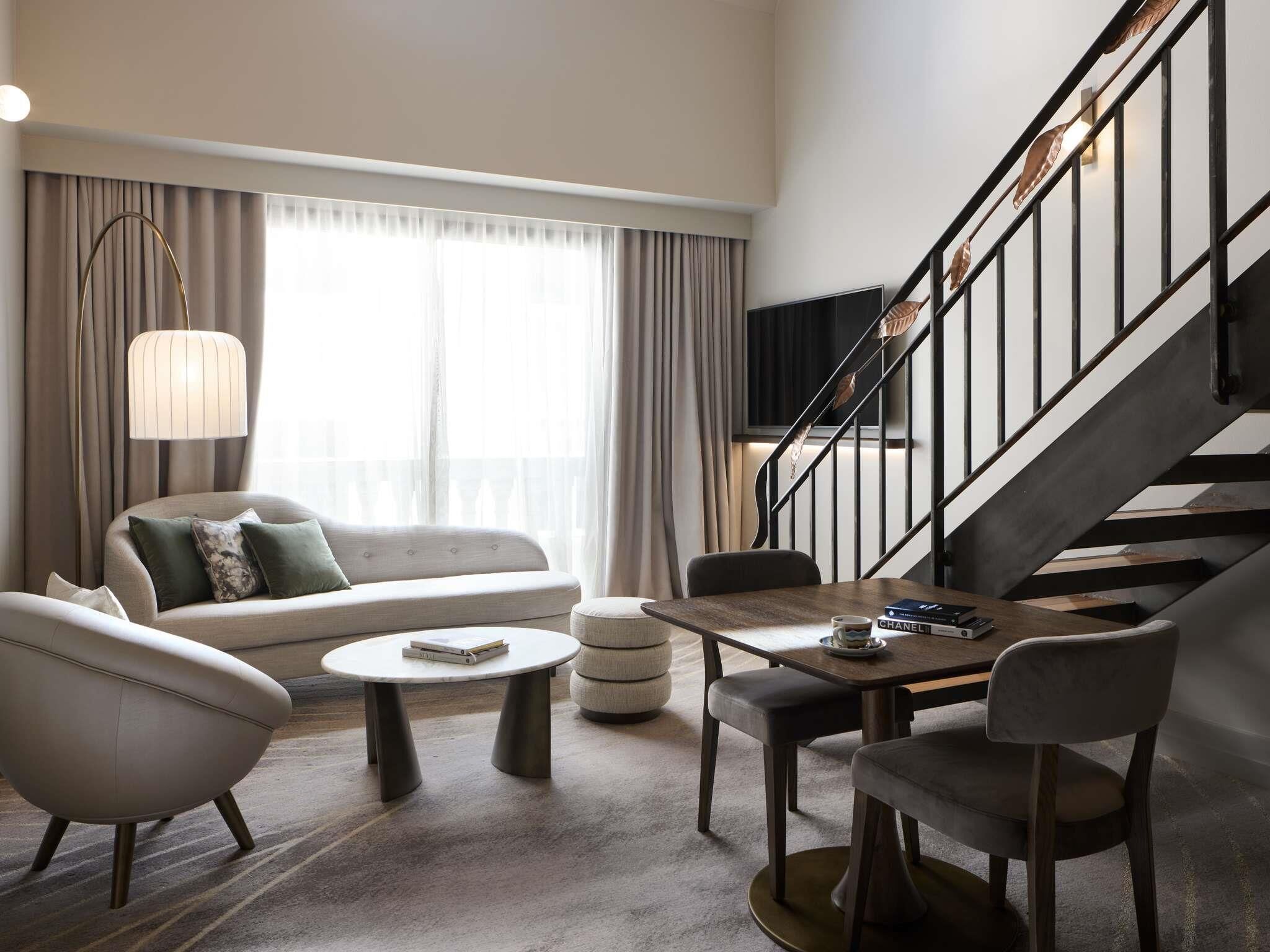 New York Style Loft Suite with King Bed