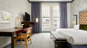 Frette Italian sheets, premium bedding, pillow-top beds, in-room safe