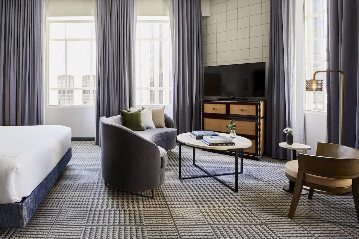 executive suite, 1 king bed | 1 bedroom, frette italian sheets, premium bedding, pillow-top beds