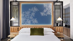 Luxury Suite, 1 King Bed | Frette Italian sheets, premium bedding, pillowtop beds, in-room safe