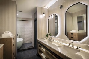 Luxury Suite, 1 King Bed