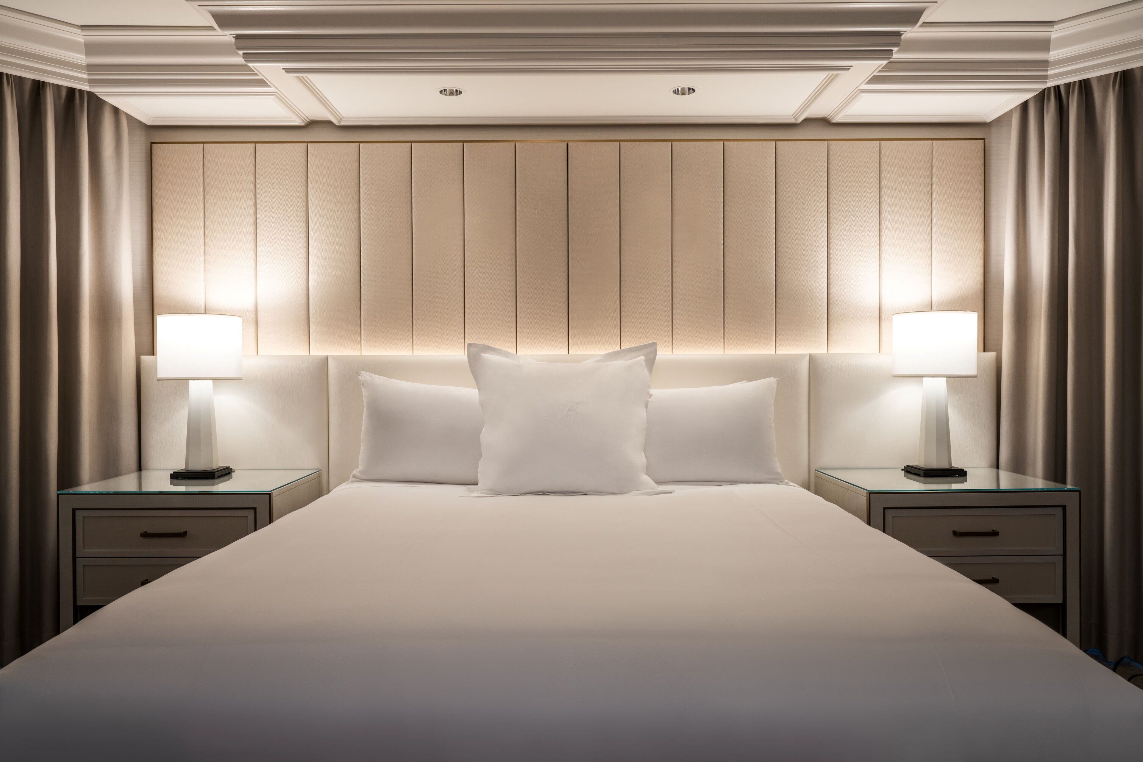 1 bedroom, premium bedding, pillow-top beds, minibar