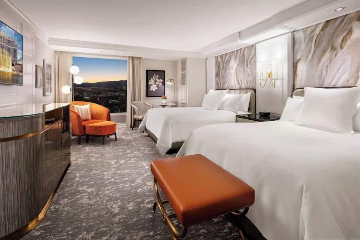 1 bedroom, premium bedding, pillowtop beds, minibar