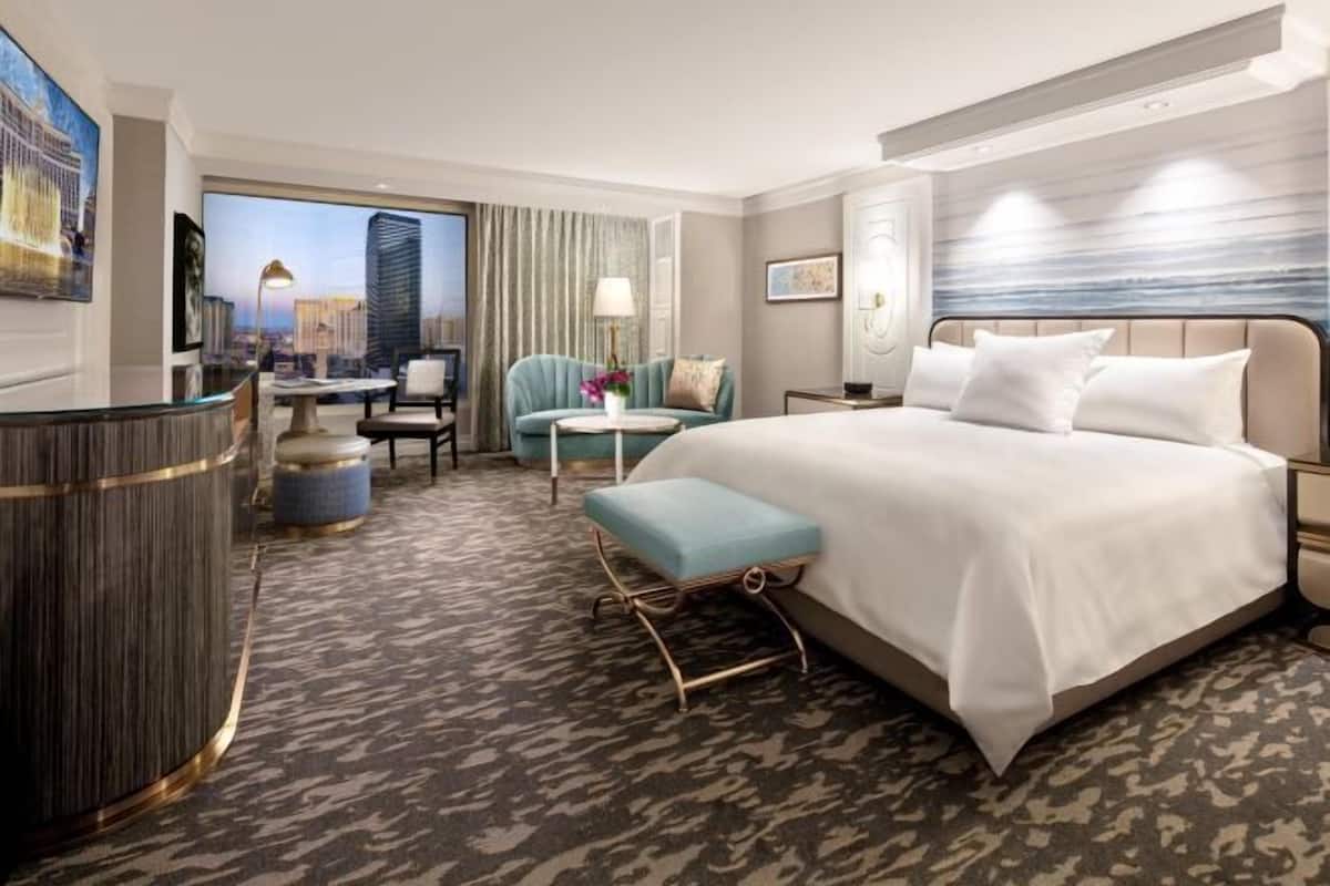 1 bedroom, premium bedding, pillowtop beds, minibar