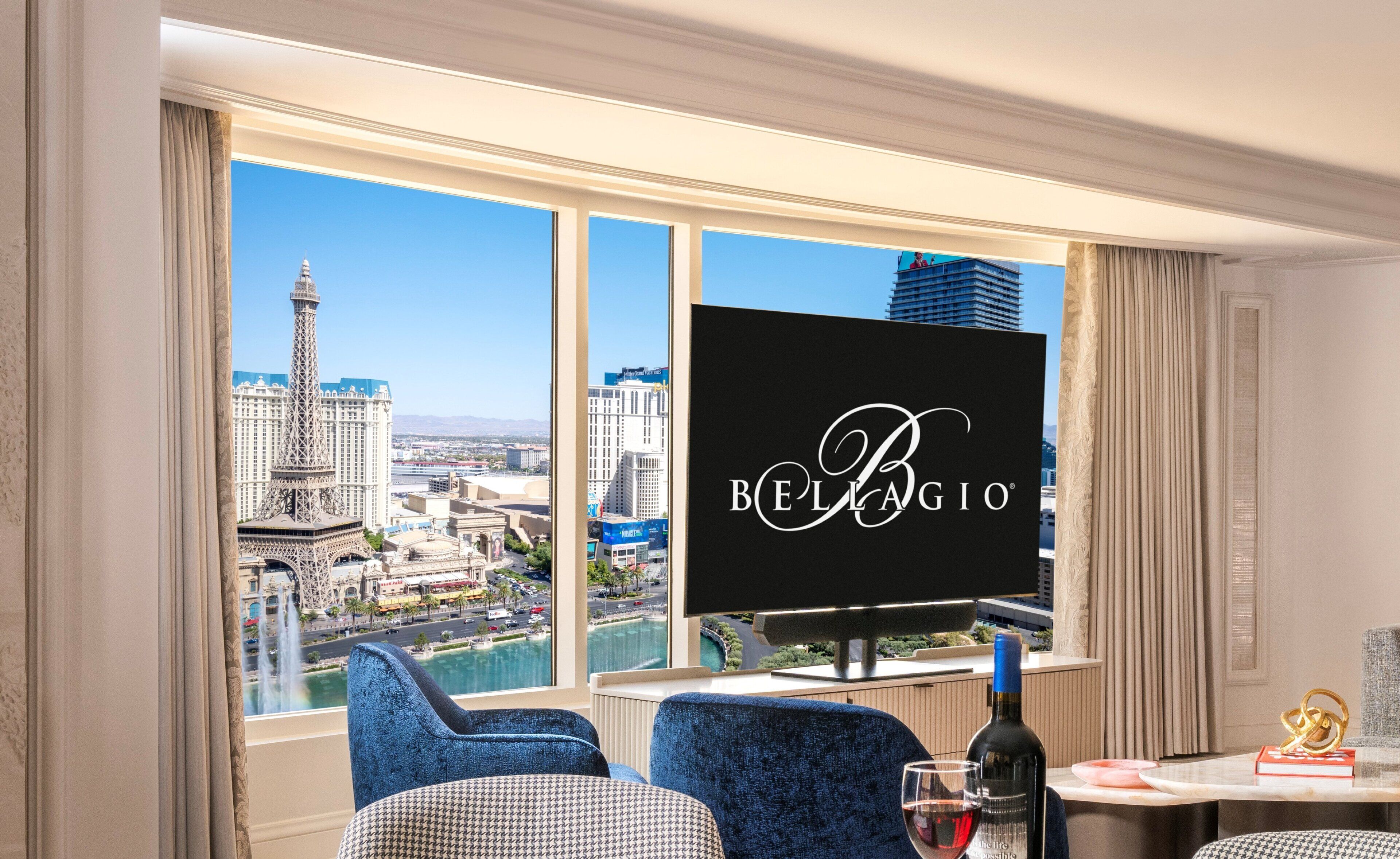 Premium bedding, pillowtop beds, minibar, in-room safe