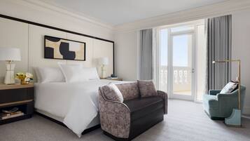Premium bedding, pillow-top beds, minibar, in-room safe