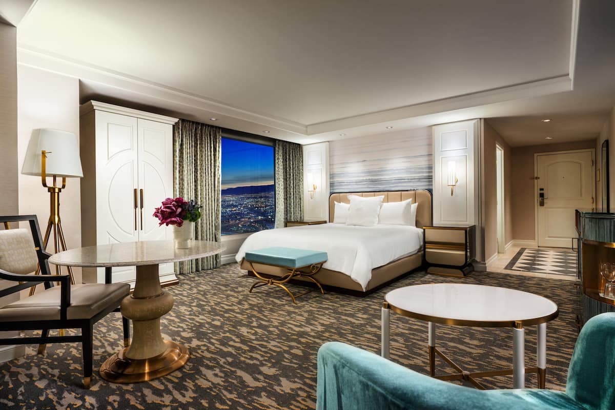 Resort Tower King | Premium bedding, pillowtop beds, minibar, in-room safe