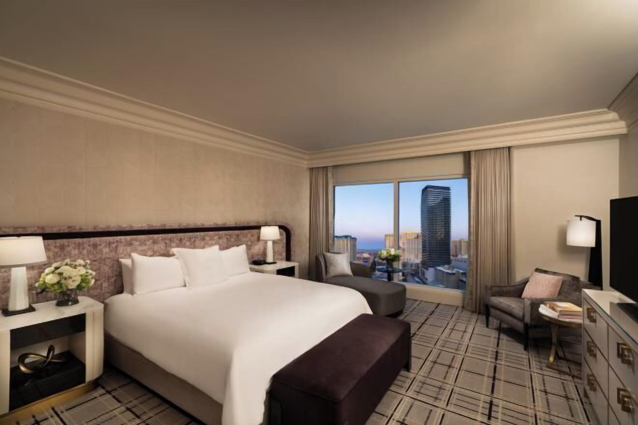 Premium bedding, pillowtop beds, minibar, in-room safe