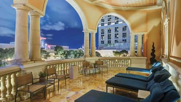 Behandlingsrom for par, badstue, boblebad, dampbad og kroppsbehandlinger