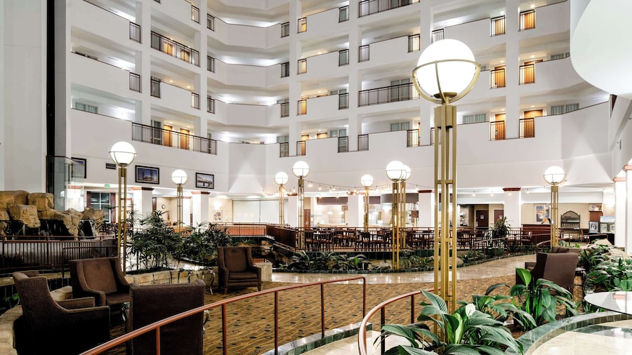 Embassy Suites by Hilton Portland Airport