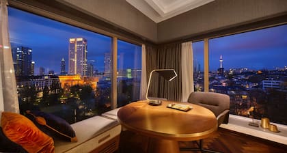 Hilton Frankfurt City Centre