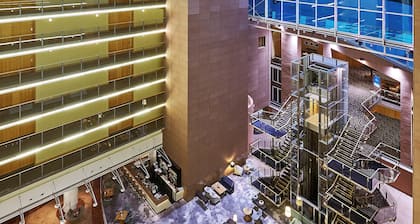 Hilton Frankfurt City Centre