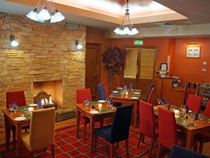 Breakfast and dinner served - Parkavon Hotel (Killarney)