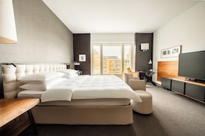 Room, 1 King Bed (View)