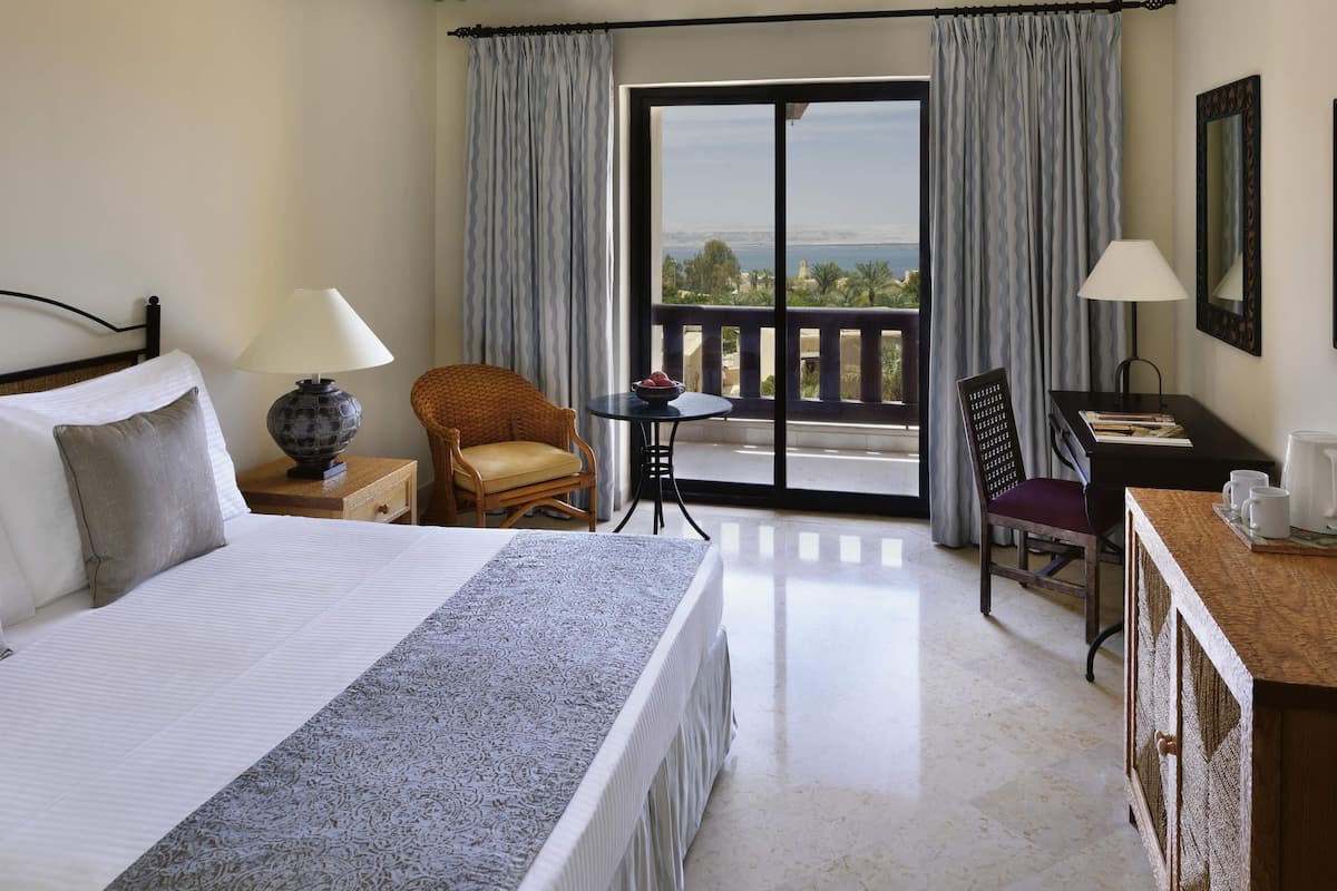 1 bedroom, free minibar items, in-room safe, desk