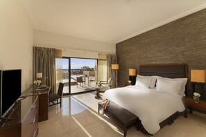 Free minibar items, in-room safe, desk, laptop workspace