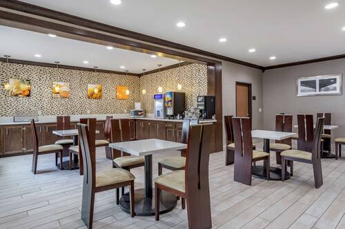 Free continental breakfast