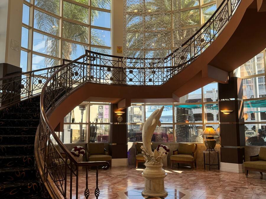 Siddeområde i lobbyen