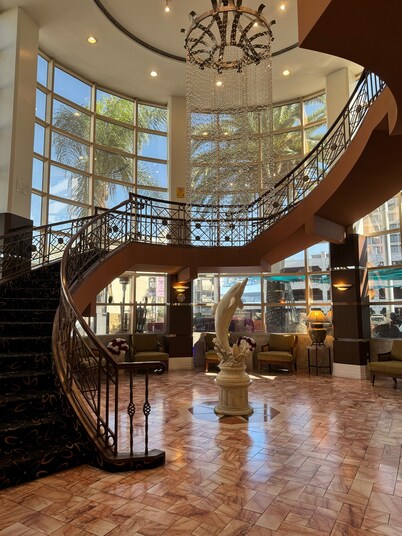 Garden Suite Hotel