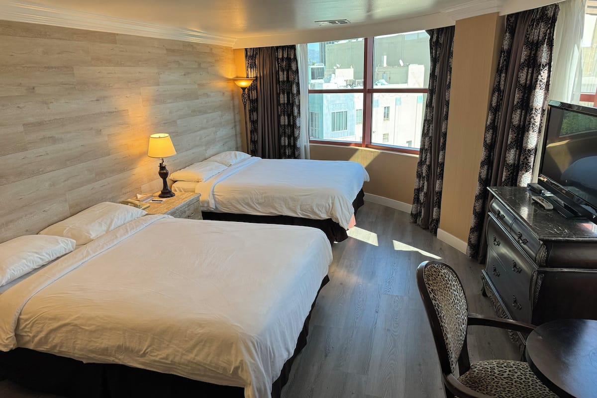 1 bedroom, hypo-allergenic bedding, in-room safe, desk