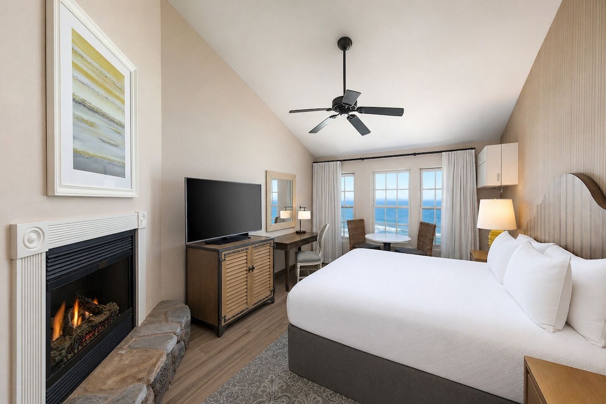 Room, 1 King Bed, Oceanfront (Upper Level) | In-room safe, desk, laptop workspace, iron/ironing board