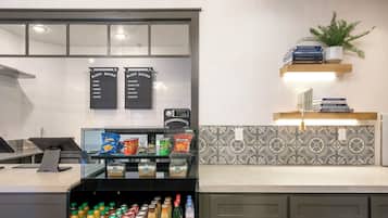 Desayuno completo todos los días (con cargo)