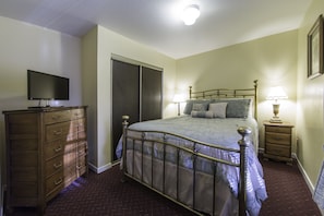 Superior-Suite, 2 Schlafzimmer | Hochwertige Bettwaren, Pillowtop-Betten, individuell dekoriert