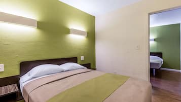 Blackout drapes, free WiFi, bed sheets