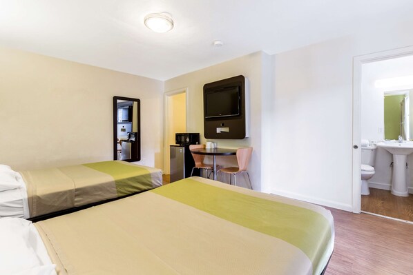 Standard Double Room, 2 Double Beds, Non Smoking