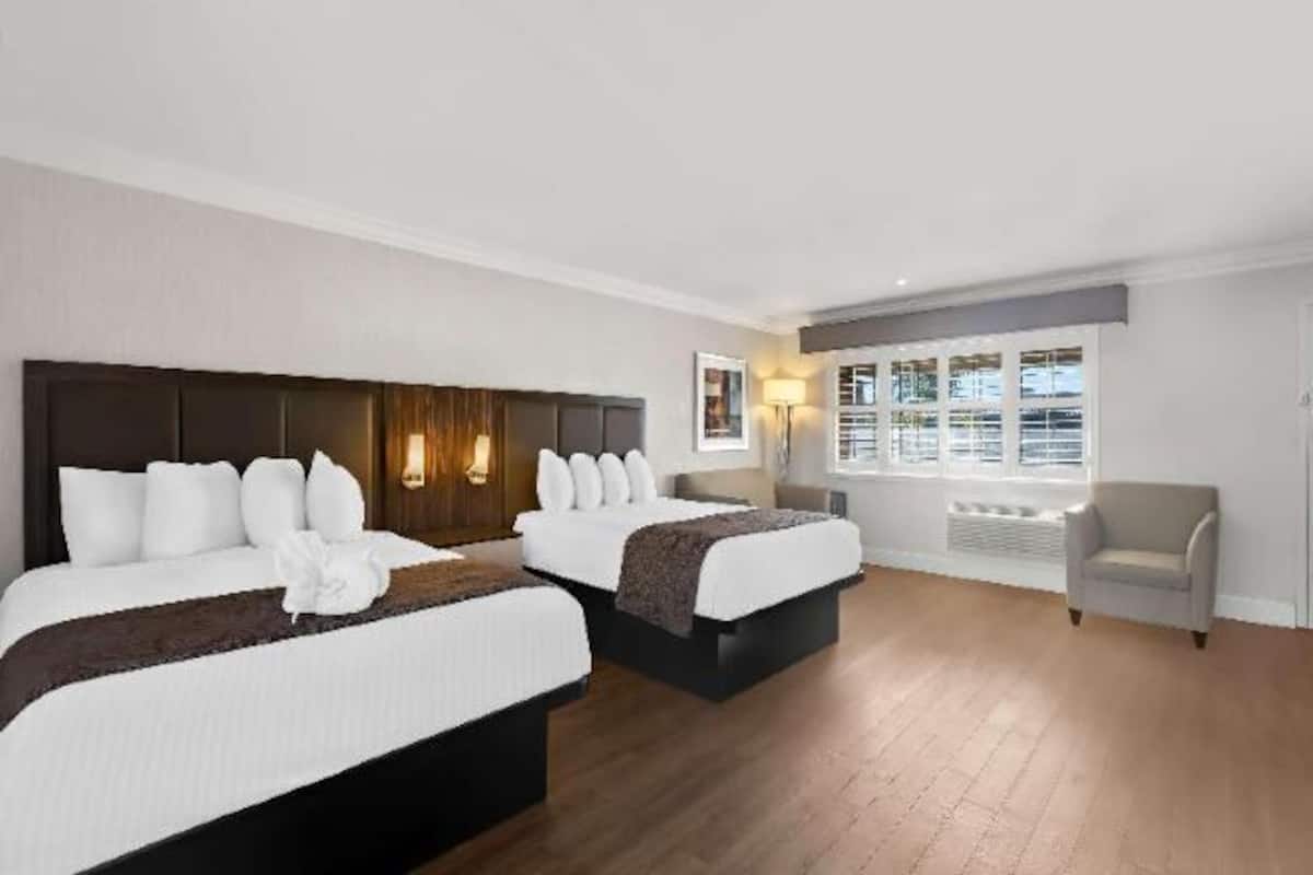 Desk, iron/ironing board, free cribs/infant beds, free WiFi