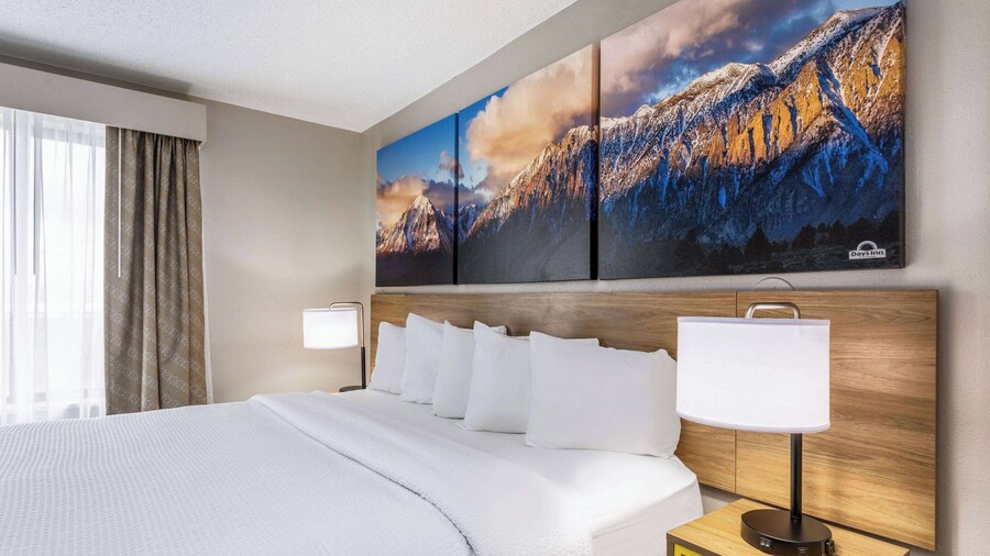 Days Inn & Suites by Wyndham Denver International Airport
