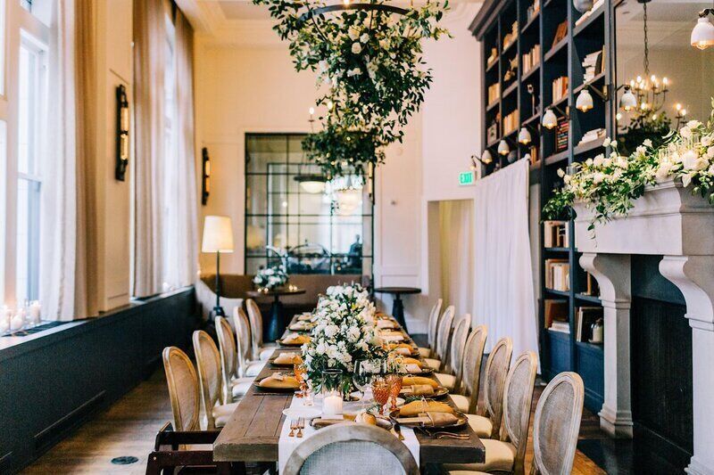 Dîner, souper et brunch servis sur place