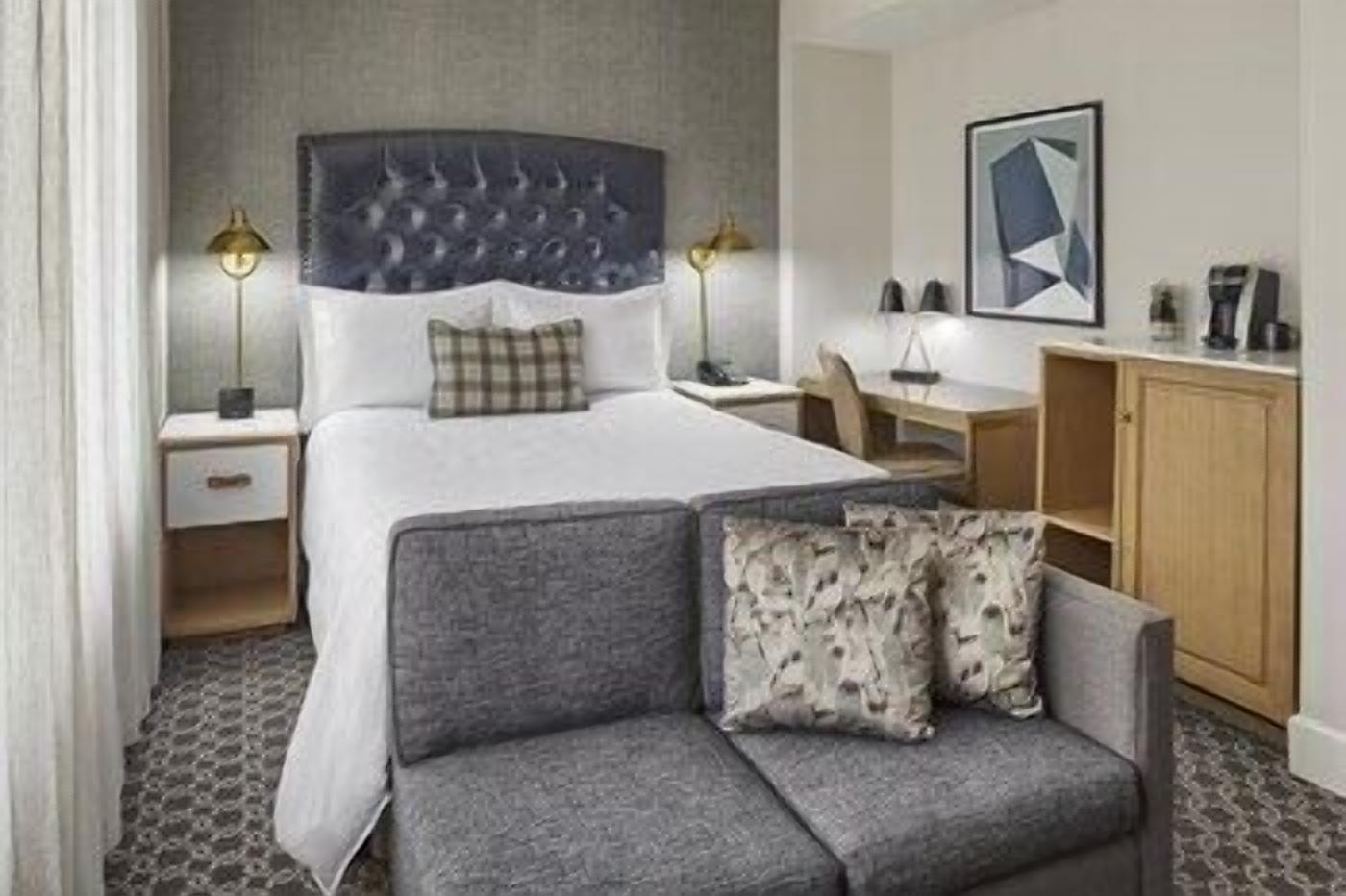 Premium bedding, pillow-top beds, minibar, in-room safe