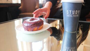 Daily cooked-to-order breakfast for a fee