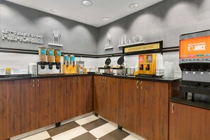 Enjoy a convenient breakfast in our well-equipped kitchen with a waffle maker, coffee machine, and tea dispensers.