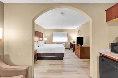 Comfort Suites Lakewood - Denver