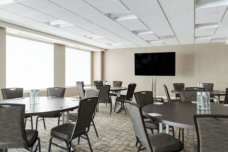 Residence Inn by Marriott Washington, DC Downtown - Image 26
